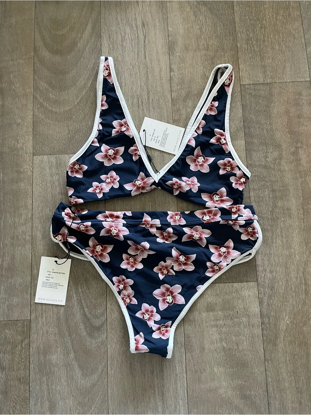 NWT ACACIA BIKINI SET!